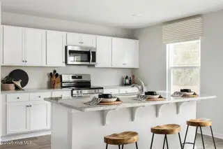 160 N Squires Run Lane, Richlands, NC 28574 – photo 10: Kitchen