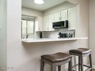 800 St Andrews Drive 260, Pinehurst, NC 28374 – photo 12: 011-1280x960-kitchen