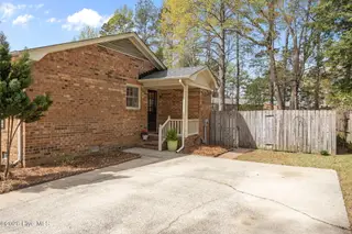 3400 Sherwood Drive, Greenville, NC 27858 – photo 6: 7-web-or-mls-BLS_0004