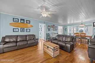 170 Ocean Boulevard W, Holden Beach, NC 28462 – photo 21: 30-web-or-mls-IMG_1352