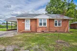 384 Snow Hill Street, Ayden, NC 28513 – photo 2: 002-384SnowHillStreet-Ayden-NC-28513-FUL