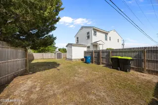 2501 Avery Street, Morehead City, NC 28557 – photo 24: 24-web-or-mls-2501 Avery St 024