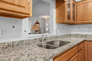 5718 Sloop Court, New Bern, NC 28560 – photo 12: 31-web-or-mls-DSC_1570