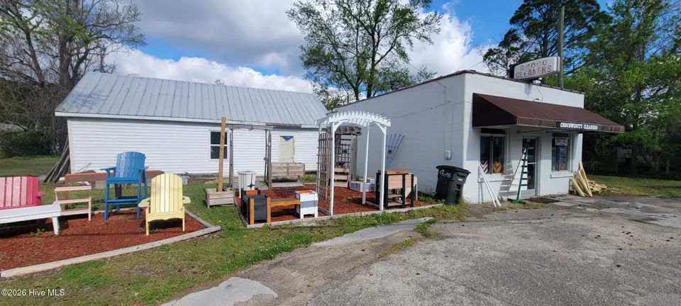 3422 Us 17 Highway S, Chocowinity, NC 27817 – photo 1 of 7: Primary Photo