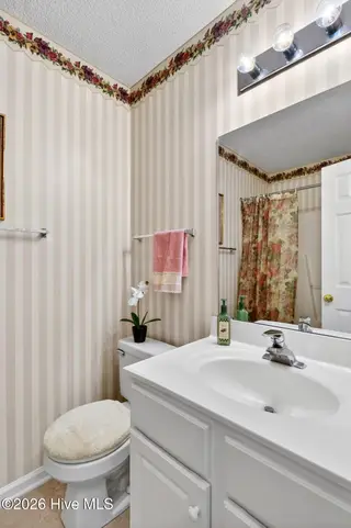 3007 Lauren Place Drive Apt 104, Wilmington, NC 28405 – photo 20: 22-web-or-mls-GNJ_5562