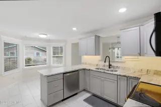 104 Inlet Drive, Elizabeth City, NC 27909 – photo 16: 24_104_inlet_dr_e_city_005