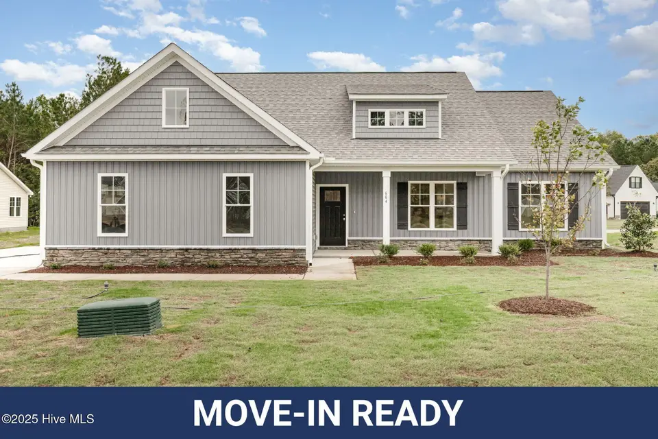 604 Tuscany Circle, Princeton, NC 27569 – photo 1 of 26: 000
