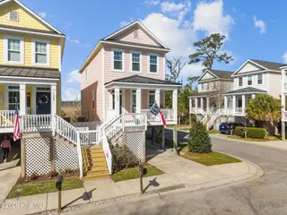 1242 Charleston Common Drive, Leland, NC 28451 – photo 4: 2-web-or-mls-DJI_20260315104128_0381_D