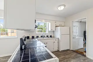 206 Cathay Road, Wilmington, NC 28412 – photo 14: 20-web-or-mls-811A4084