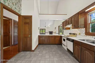 2902 Derby Drive, Kinston, NC 28504 — 2-bedroom townhome, Kinston, NC, photo 24 of 39: 24-2902 Derby Dr-24