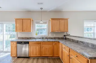 472 Comfort Road, Richlands, NC 28574 – photo 12: kiitchen (2 of 6)