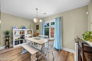 1304 Two Mile Circle E, Wilmington, NC 28405 – photo 15: 20_dining area