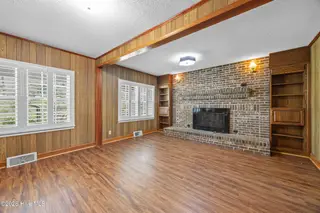 301 Dewitt Street, Jacksonville, NC 28540 — 5-bedroom home in Oak Grove, Jacksonville, NC, photo 9 of 35: 12_living room
