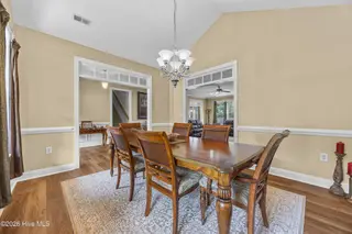 8746 Ramsbury Way, Wilmington, NC 28411 — 4-bedroom home in Plantation Landing, Wilmington, NC, photo 10 of 49: 10_dining area