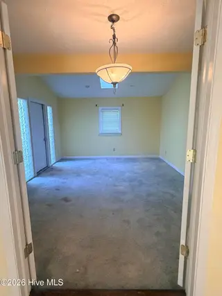 6323 Strawfield Drive, Wilmington, NC 28405 — 3-bedroom home in Summerfield, Wilmington, NC, photo 5 of 27