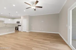 228 Cline Way Unit 131, Beaufort, NC 28516 – photo 3: Living Area