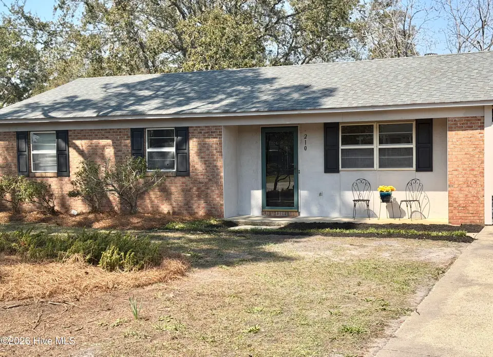 210 Cathay Road, Wilmington, NC 28412 – photo 1 of 11: IMG_5783