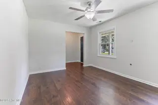 801 Brynn Marr Road, Jacksonville, NC 28546 – photo 11: 11-web-or-mls-IMG_9945
