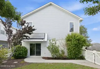 1510 Avery Street, Morehead City, NC 28557 – photo 1: front of home