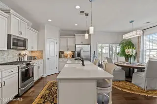 5737 Park West Circle, Leland, NC 28451 – photo 14: 29-web-or-mls-DSC01840