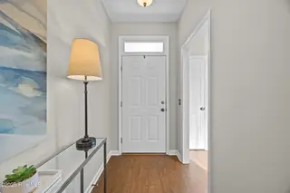 1010 Avenshire Circle, Wilmington, NC 28412 – photo 9: Foyer
