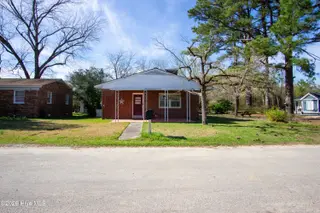 111 North Drive, Chocowinity, NC 27817 – photo 2: DSC04567