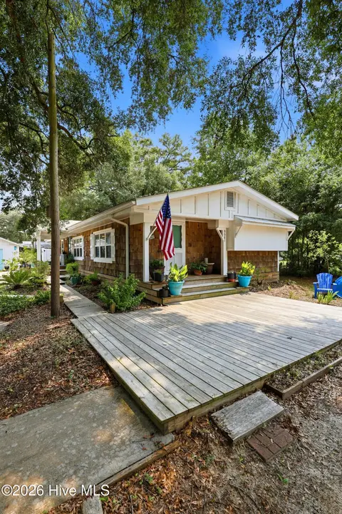 9081 Beach Drive SW, Calabash