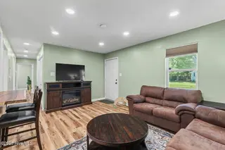 504 Oak Lane, Jacksonville, NC 28540 – photo 5: oak-6