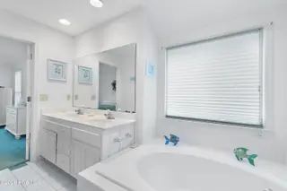 528 Genoes Point Road SW, Supply, NC 28462 – photo 16