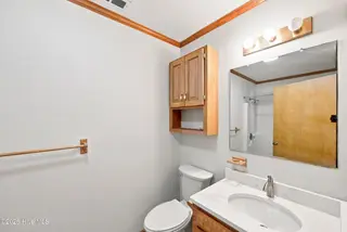 702 Everett Drive, Elizabeth City, NC 27909 – photo 15: 053_mh2_4461