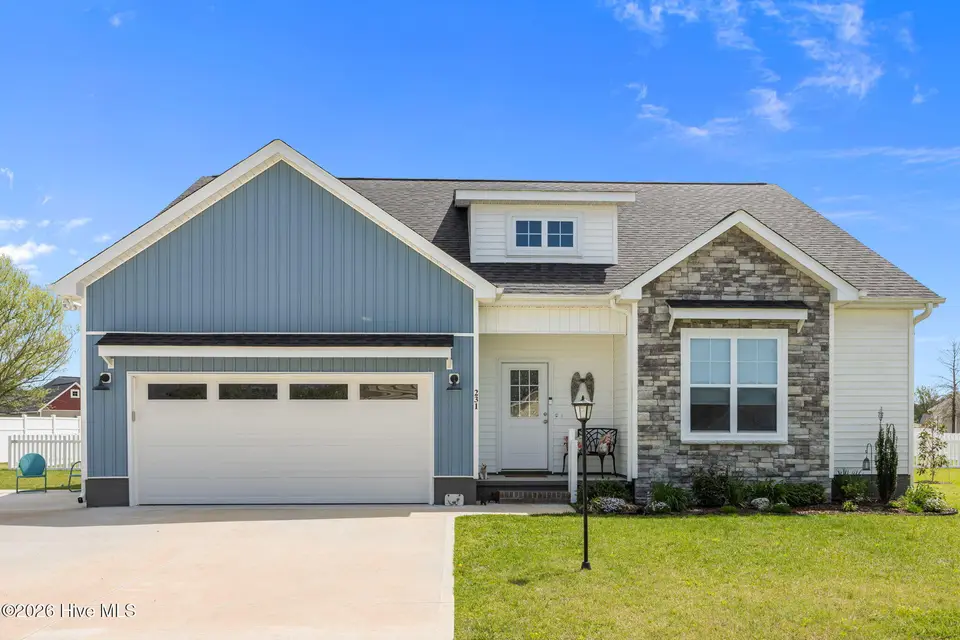 231 Eureka Avenue, Washington, NC 27889 – photo 1 of 53: 1-web-or-mls-IMG_0008