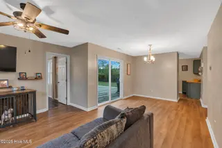 406 Hunting Green Drive, Jacksonville, NC 28546 – photo 5: 425A0255