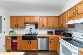 143 Sutton Drive, Elizabeth City, NC 27909 – photo 5: 143 Sutton Drive Kitchen 2