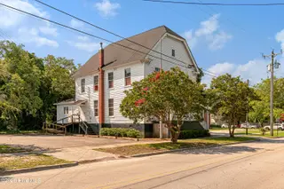 204 Turner Street, Beaufort, NC 28516 – photo 2: Incredible opportunity on Turner St