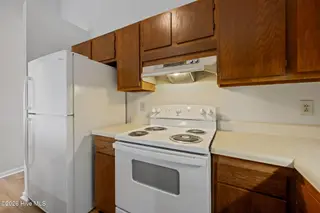 126 Witten Circle B, Havelock, NC 28532 — 2-bedroom townhome in Smallwoods-Hunters Landing, Havelock, NC, photo 20 of 28: 18-web-or-mls-DSC_4220
