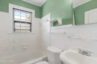 1710 Shepard Street, Morehead City, NC 28557 – photo 16: Full bath