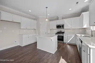 341 Oleander Drive, Greenville, NC 27858 – photo 18: 18-web-or-mls-IMG_0087