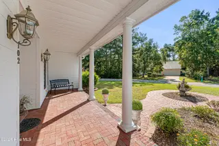 102 Fairway Drive W, Morehead City, NC 28557 – photo 5: Covered front porch
