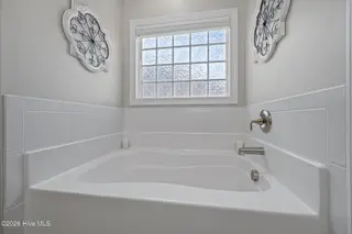 211 Moonstone Court, Jacksonville, NC 28546 – photo 17: 36-web-or-mls-_RAD8003