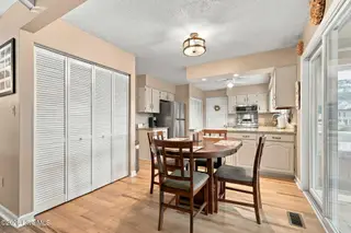 108 Gull Harbor Drive, Newport, NC 28570 – photo 21: 47-web-or-mls-IMG_4544