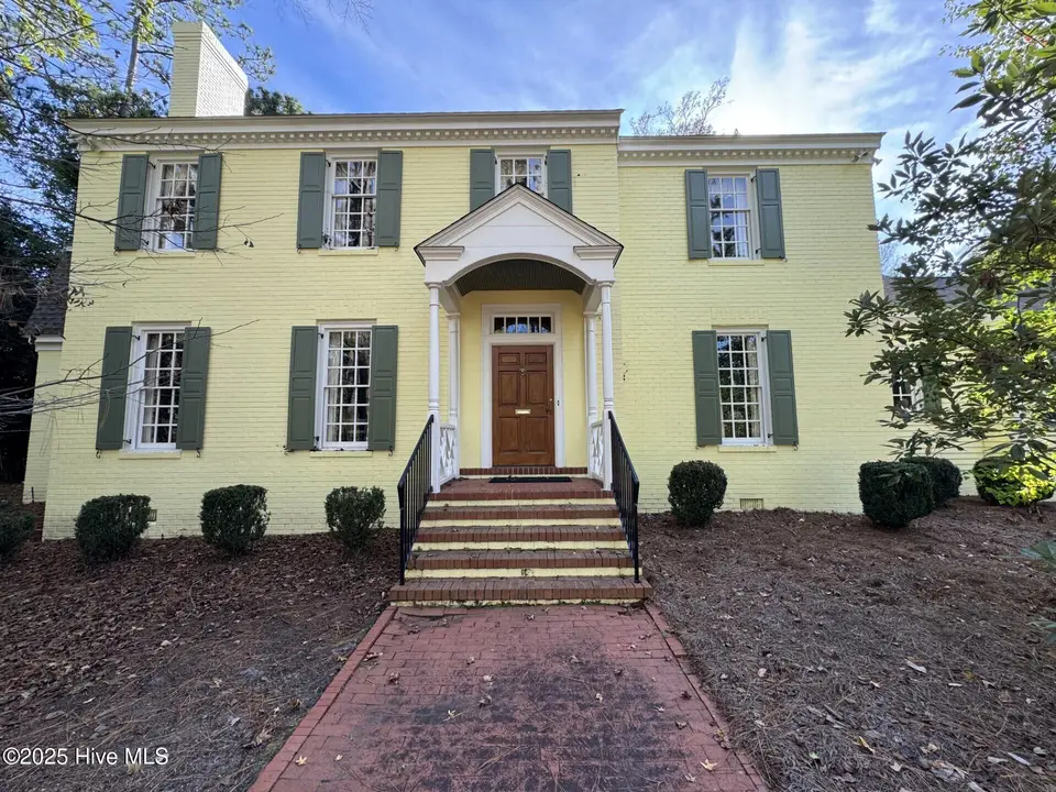 2302 Gillette Drive, Wilmington, NC 28403 – photo 1 of 2: thumbnail_IMG_4305