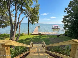 104 Live Oak Circle, Lake Waccamaw, NC 28450 – photo 4: 0F721698-597D-451E-9A99-1A864C42FE5D