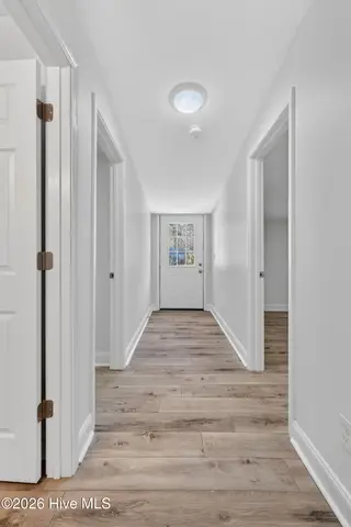 4516 Castle Hayne Road, Castle Hayne, NC 28429 — 2-bedroom home, Castle Hayne, NC, photo 16 of 44: 4516CastleHayneRoad-26
