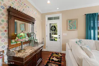 301 Hedrick Street, Beaufort, NC 28516 – photo 7: Foyer
