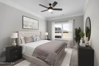 245 Cline Way Unit 112, Beaufort, NC 28516 – photo 7: First Floor Primary Bedroom