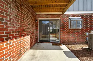 4190 Spirea Drive Unit D, Wilmington, NC 28403 – photo 7: Back Patio