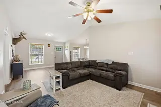 211 Nottingham Drive, Havelock, NC 28532 – photo 10: 24-web-or-mls-DSC_4298
