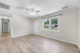 434 Kenwood Drive, Jacksonville, NC 28540 – photo 6: 8_living room
