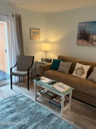 1615 Carolina Beach Avenue N Apt E3, Carolina Beach, NC 28428 — 1-bedroom condo in Seascape, Carolina Beach, NC, photo 5 of 38: IMG_5415