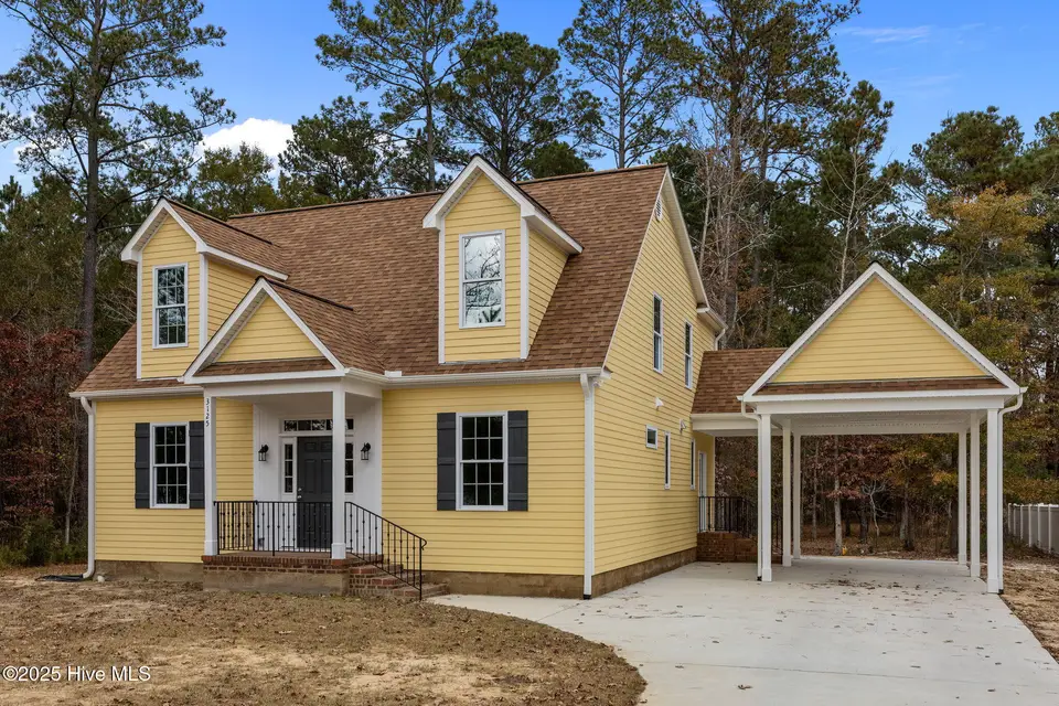 3125 Bessemer Drive, Greenville, NC 27858 – photo 1 of 53: 2-web-or-mls-IMG_8211